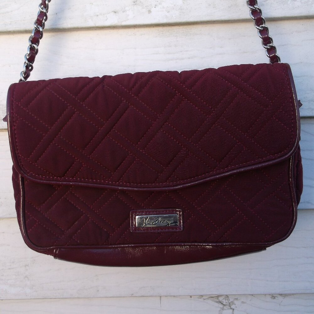 Vera Bradley Tote, Elizabeth Arden Clutch & 2 Cozy Ladies Socks Bundle— LN & NWT - Picture 2 of 8